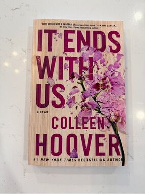 It Ends With Us — Pink Floral Cover Coffee Table Book